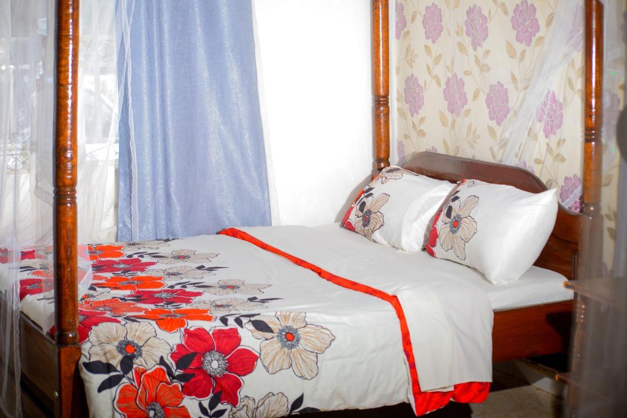 Kigezi Gardens Inn Kabale Екстер'єр фото