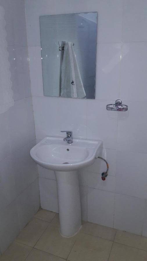 Kigezi Gardens Inn Kabale Екстер'єр фото