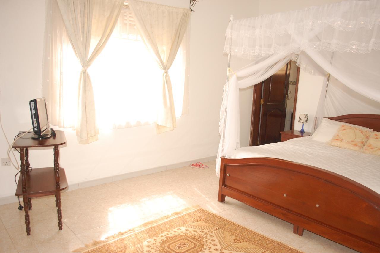 Kigezi Gardens Inn Kabale Екстер'єр фото